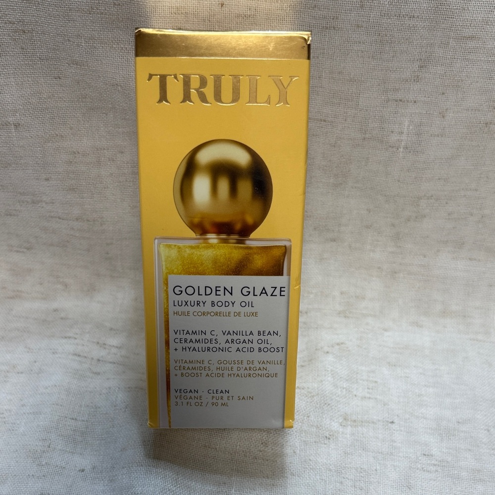 TRULY Golden Glaze Body Oil